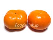 次郎柿（左）と　富有柿