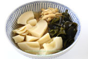 筍と若芽の煮物 若竹煮 筍と若芽の煮物 若竹煮